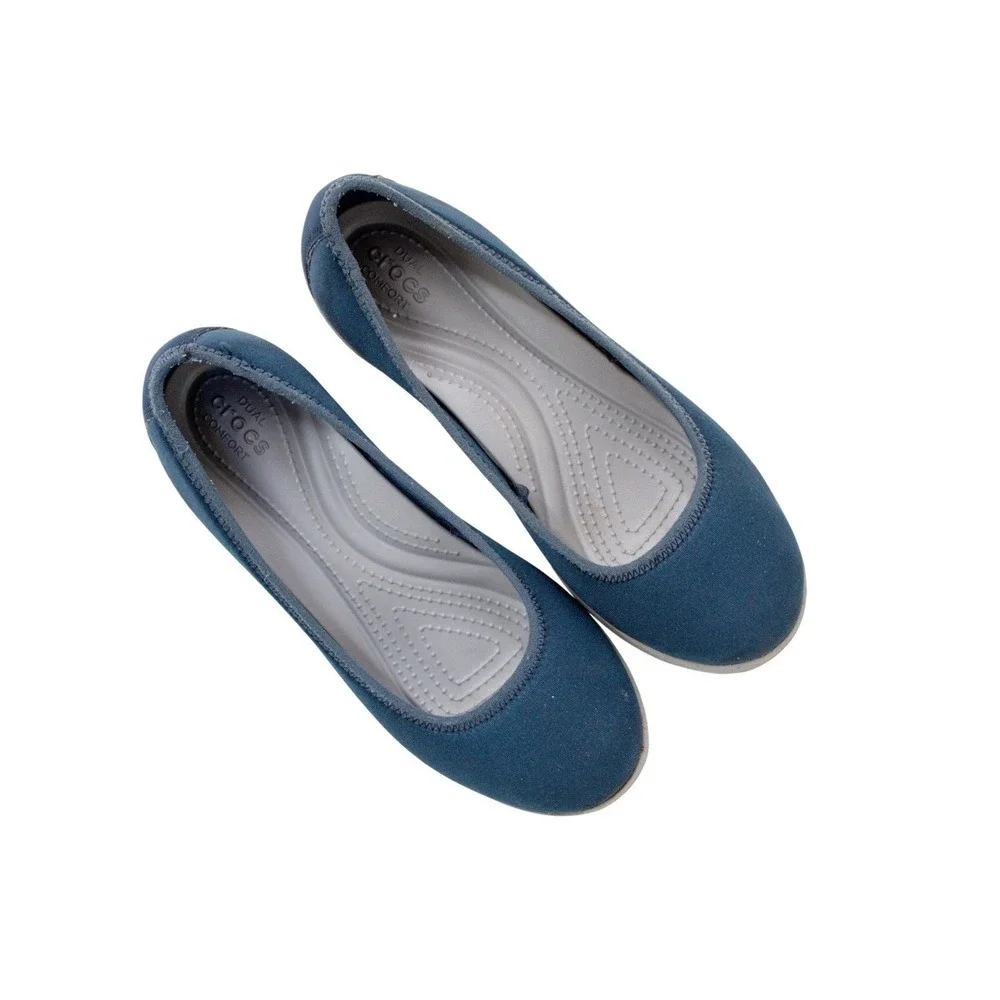 Crocs Iconic Busy Day Low Wedge Women's Size 7 Comfort Shoes—Casual Chic